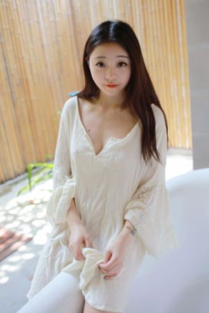 小莹浴室激情2_HD免费观看电视剧