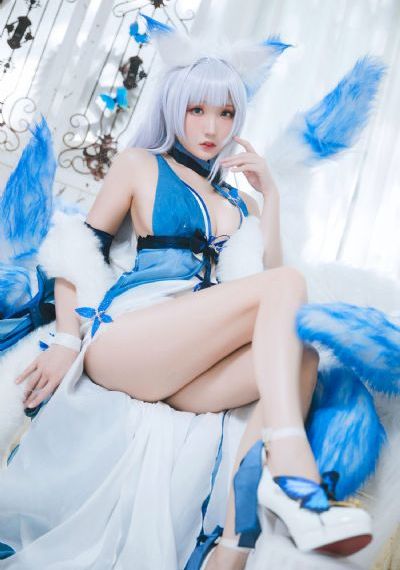 五月亚洲婷婷_英文版字幕