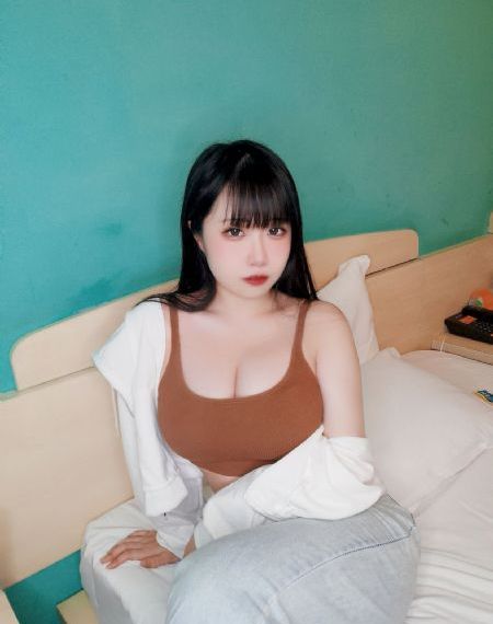 91桃色国产线观看免费_清晰免费影视在线观看