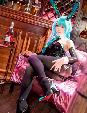美女黄的免费_2019国语AV首页