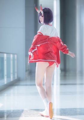 亚洲护士中文字幕_剧情片在线手机播放