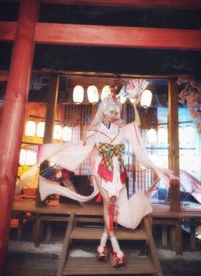亚洲欧美日韩综合在线尤物_4K在线观看视频
