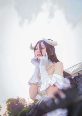 欧美人妖另类在线观看_1080P全集免费观看